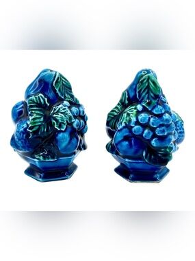 Inarco Blue Mood Indigo Majolica Fruit Topiary
Salt & Pepper Shaker Set